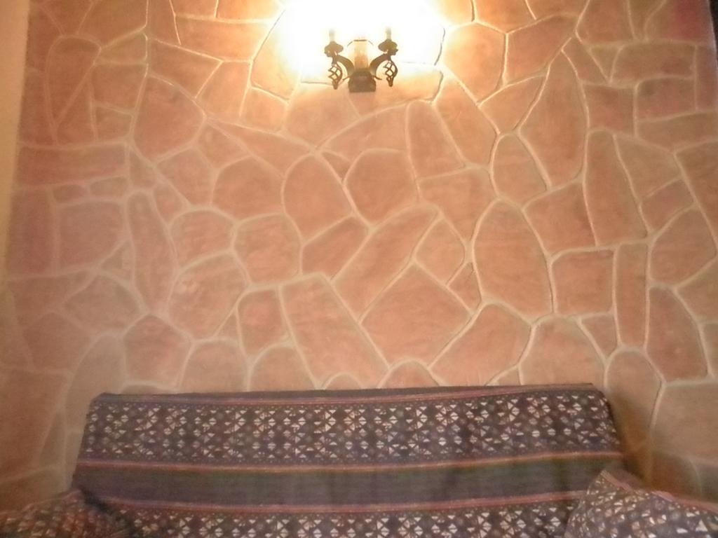 La Cueva Del Lince Guest House Zarza De Granadilla Exterior photo